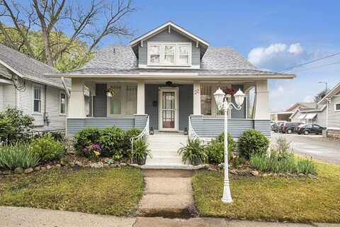 22 S Smith Street, New Buffalo, MI 49117