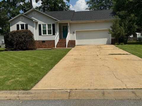 106 Chadford Ct., Greenwood, SC 29649