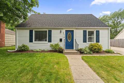 2527 Woodmont Drive, South Bend, IN 46614