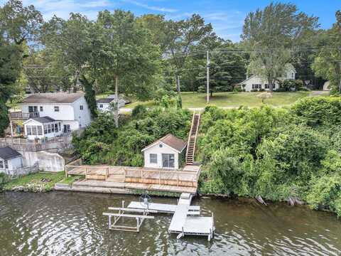 10227 Jefferson Road, Osceola, IN 46561