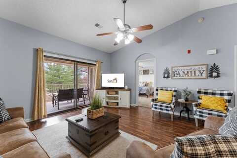 350 S Wildwood Drive, Branson, MO 65616