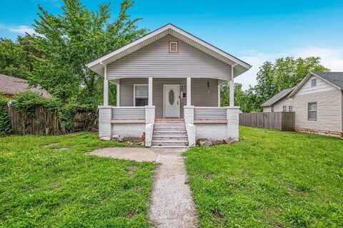 318 W Olive Street, Aurora, MO 65605