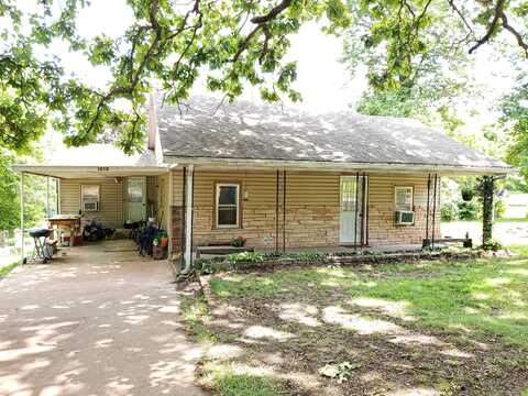 1010 Pine Street, Cabool, MO 65689