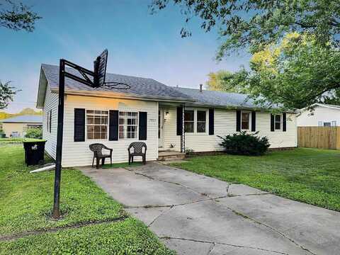 1707 Witt Drive, El Dorado Springs, MO 64744