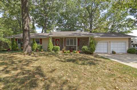 2704 Jennifer Drive, West Plains, MO 65775