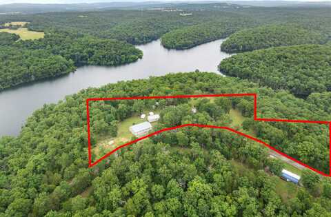 3900 Elbow Road, Protem, MO 65733