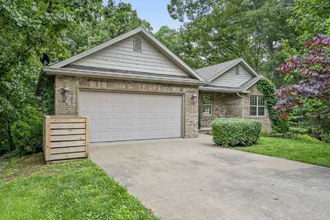 904 S 14th Avenue, Ozark, MO 65721