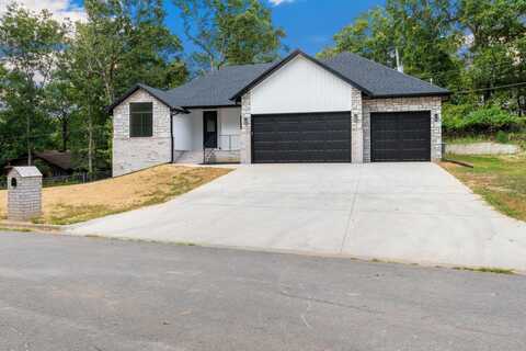1239 W Arlington Court, Springfield, MO 65803