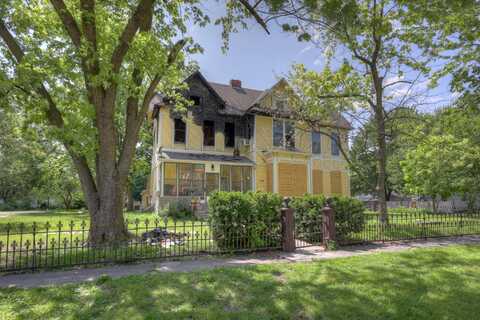 302 S Pennsylvania Street, Webb City, MO 64870