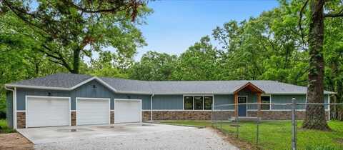 654 Rochester Road, Sparta, MO 65753