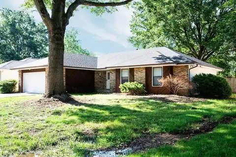 2812 W Maplewood Street, Springfield, MO 65807