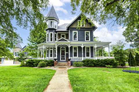 1435 E Walnut Street, Springfield, MO 65802