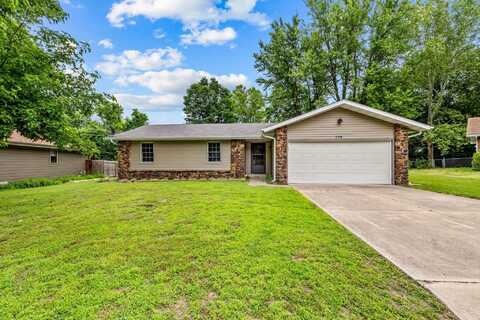 3748 S Hillcrest Avenue, Springfield, MO 65807