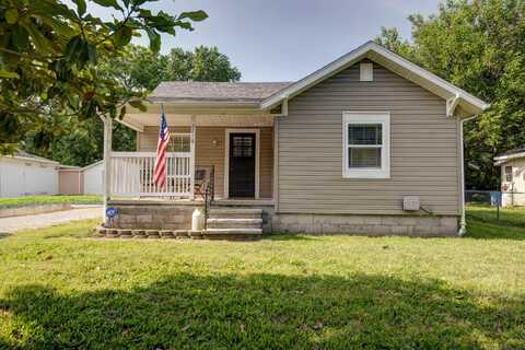 2718 E Blaine Street, Springfield, MO 65803