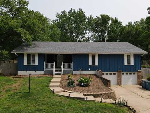 2207 E Cardinal Street, Springfield, MO 65804
