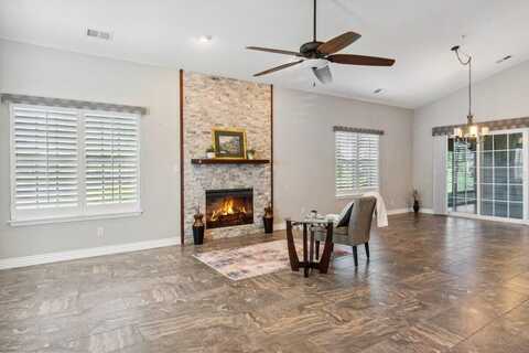 208 Rue De Villas Circle, Branson, MO 65616