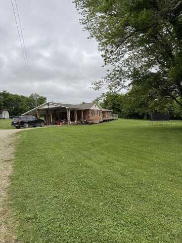 9153 N Highway, Mountain Grove, MO 65711