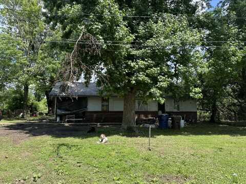 4229 W Maple Street, Springfield, MO 65802