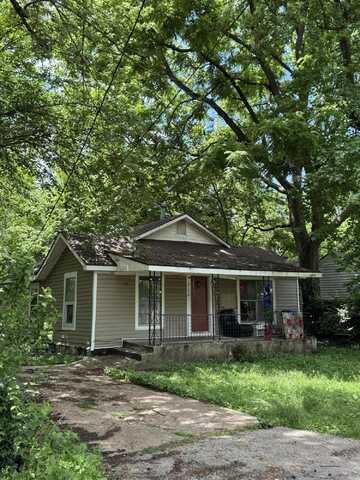 2126 W Wall Street, Springfield, MO 65802