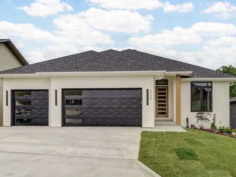 3725 E Woodhue Street, Springfield, MO 65802