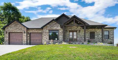 1691 S Charles Place, Bolivar, MO 65613