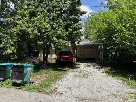 4239 W Maple Street, Springfield, MO 65802