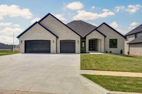 2124 N Silver Charm Avenue, Springfield, MO 65802