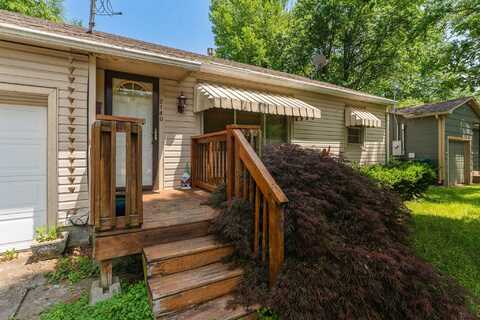 2140 N Crutcher Avenue, Springfield, MO 65803