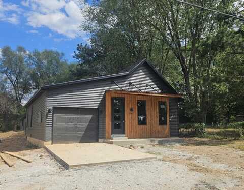 000 South Avenue, Sparta, MO 65753
