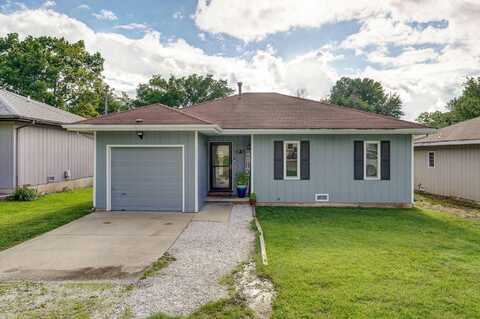2715 N Pierce Avenue, Springfield, MO 65803