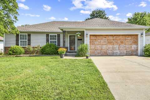 802 S Sunmeadow Drive, Strafford, MO 65757