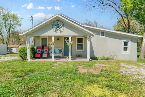 301 W Ramsey Street, Buffalo, MO 65622