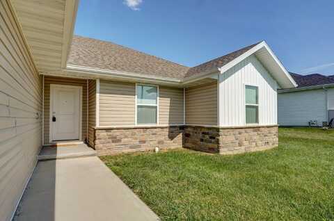 1366 S Olde Savannah Avenue, Republic, MO 65738