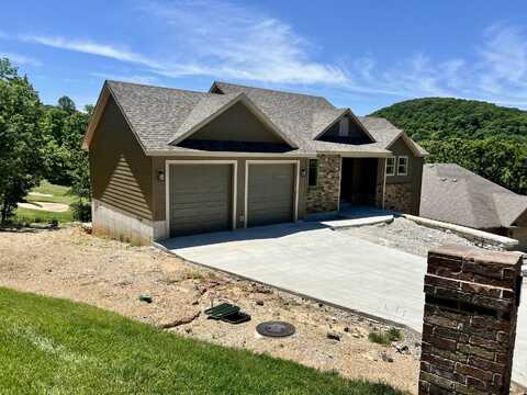 409 Silverwood Circle, Branson West, MO 65737