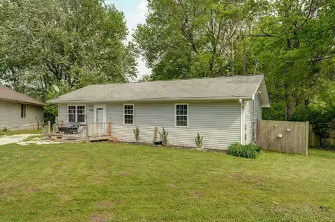1936 N Golden Avenue, Springfield, MO 65802