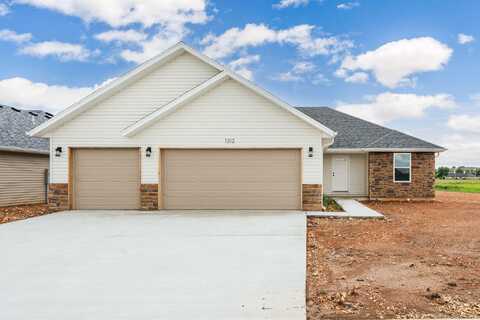 1312 N Maxine Avenue, Nixa, MO 65714