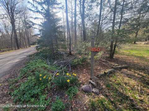 150 Campfire Lane, Gouldsboro, PA 18424