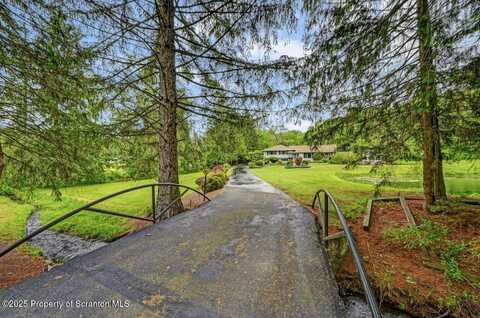 788 Lakeland Drive, Sackett, PA 18447