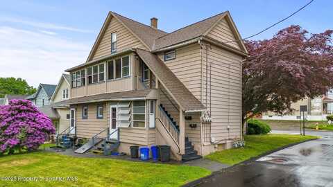 213-215 Bellman Street, Throop, PA 18512