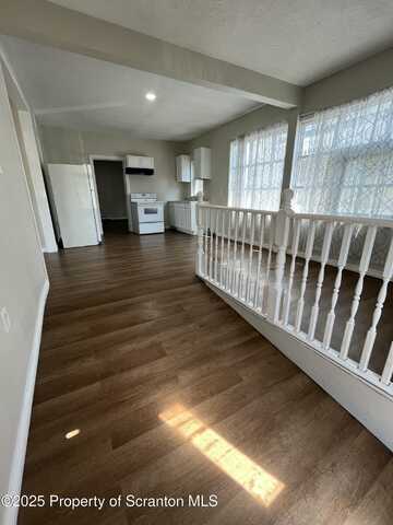 941 S Main Avenue, Scranton, PA 18504