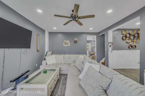 546 Donnelly Street, Duryea, PA 18642