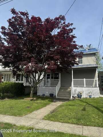 525 N Hyde Park Avenue, Scranton, PA 18504