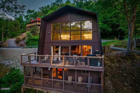 1539 Zurich Road, Gatlinburg, TN 37738