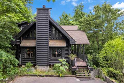 1317 Old Knoxville Highway, Sevierville, TN 37876
