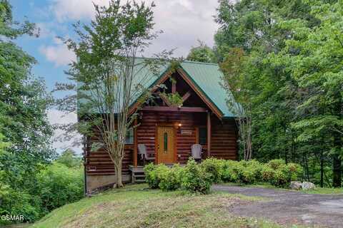1925 Battle Top Road, Sevierville, TN 37876