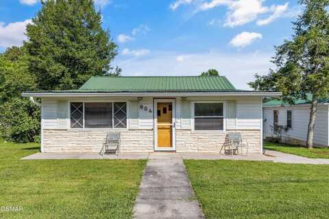 904 Ridge Road, Maryville, TN 37803