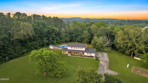 1216 Winding Drive, Sevierville, TN 37876