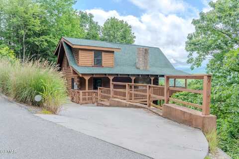 1910 E Mountain View Way, Sevierville, TN 37876