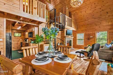 2011 Ridgecrest Loop Lane, Sevierville, TN 37876