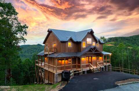 2741 Red Sky Drive, Sevierville, TN 37862